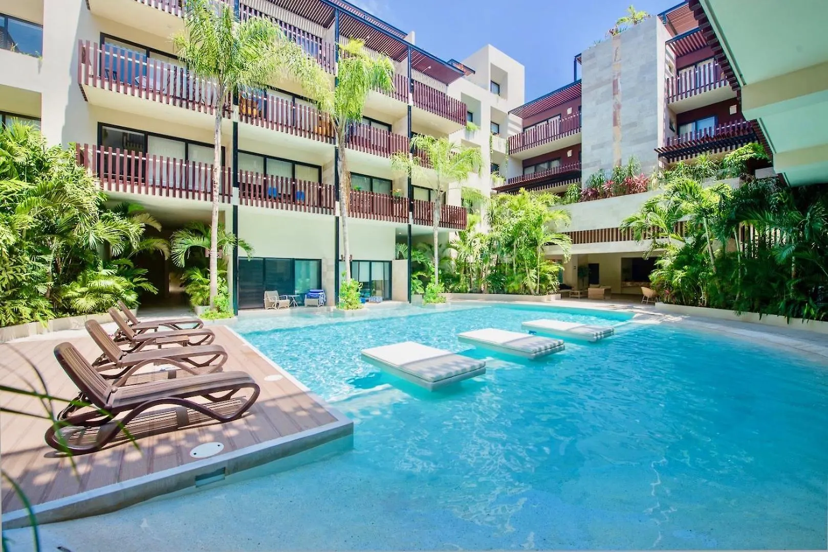 Beautiful Location, Large Pool And Fast 150Mg Wifi의 연락처
